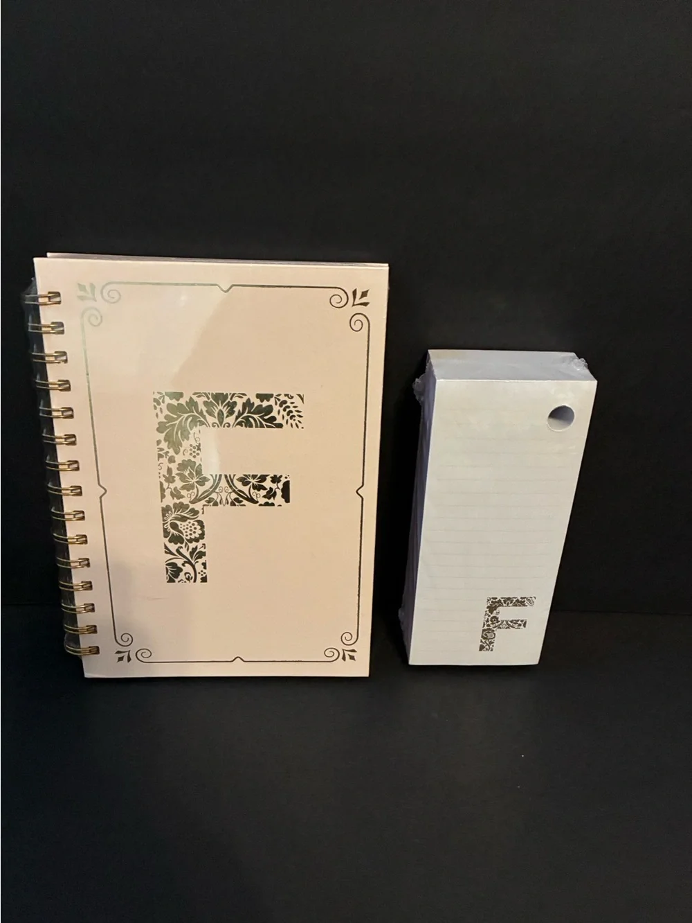 Monogram F stationery set